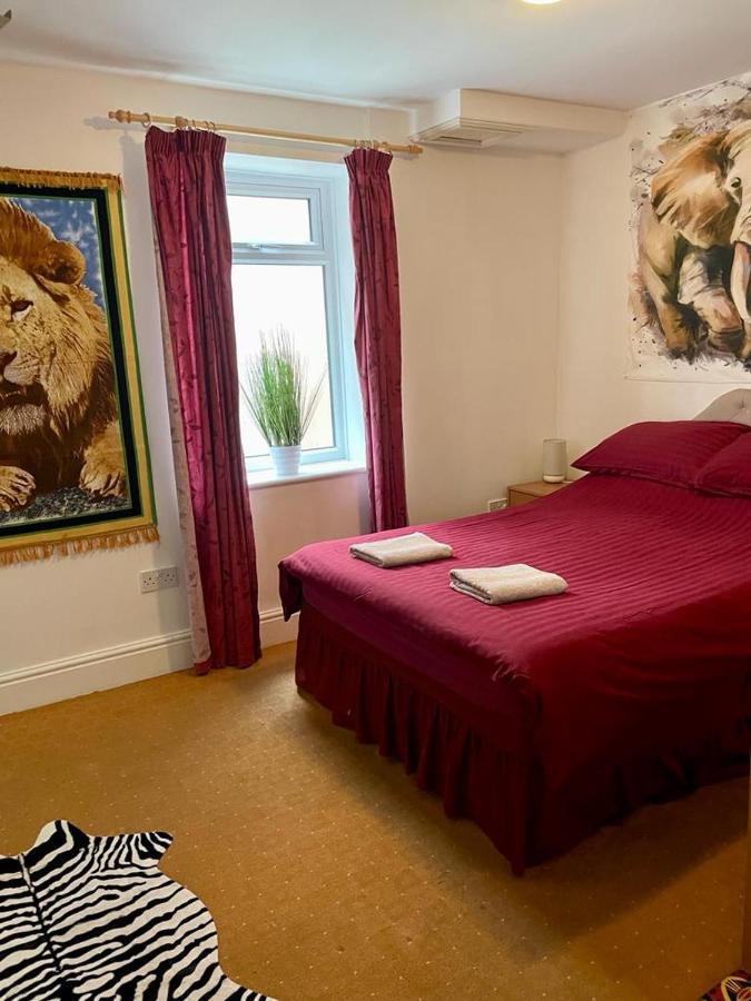 The Blue Moon Bed and Breakfast Blackpool Buitenkant foto