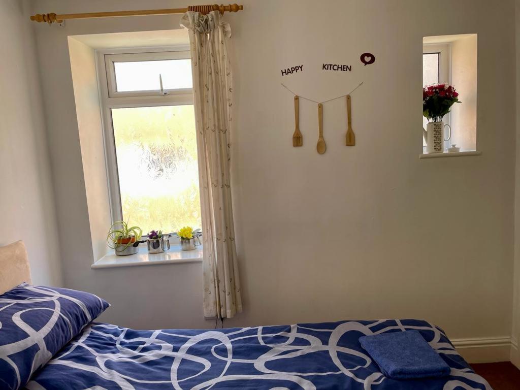 The Blue Moon Bed and Breakfast Blackpool Buitenkant foto